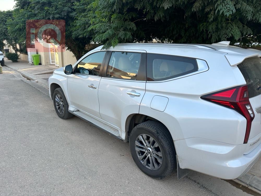 میتسوبیشی پاجیرۆ سپۆرت